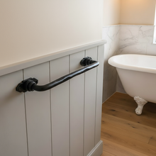 Load image into Gallery viewer, Steel black towel rail