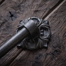 Load image into Gallery viewer, Floral Round Rosette Stair Rods, decorative bracket and bar detail