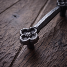 Load image into Gallery viewer, Gothic Cabinet Handle – Quatrefoil Design, 110mm Centres