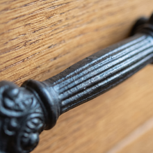 Load image into Gallery viewer, Black Victorian Cabinet Handle – Fluted Design, 110mm Centres