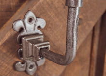 Load image into Gallery viewer, Cast iron bracket for handrails & shelfs