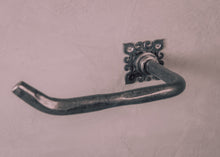 Load image into Gallery viewer, Vintage toilet roll holder