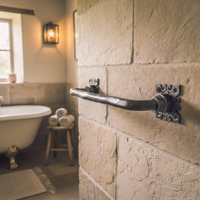 Load image into Gallery viewer, Vintage towel rail
