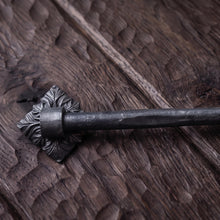 Load image into Gallery viewer, Floral Square Stair Rods with Hammered Bar, close-up of the decorative bracket and bar
