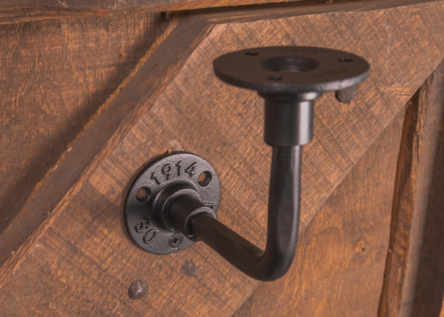 Industrial style black wrought iron bracket for handrails & shelfs
