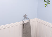 Load image into Gallery viewer, Silver fleur de lis towel ring
