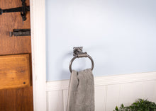 Load image into Gallery viewer, Vintage towel ring
