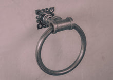 Load image into Gallery viewer, Vintage towel ring
